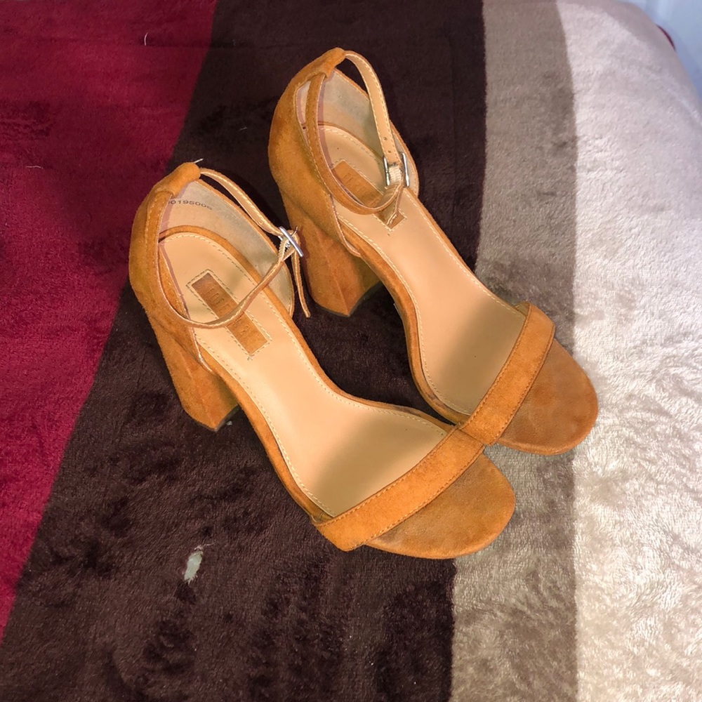 Forever 21 cute night out heels.